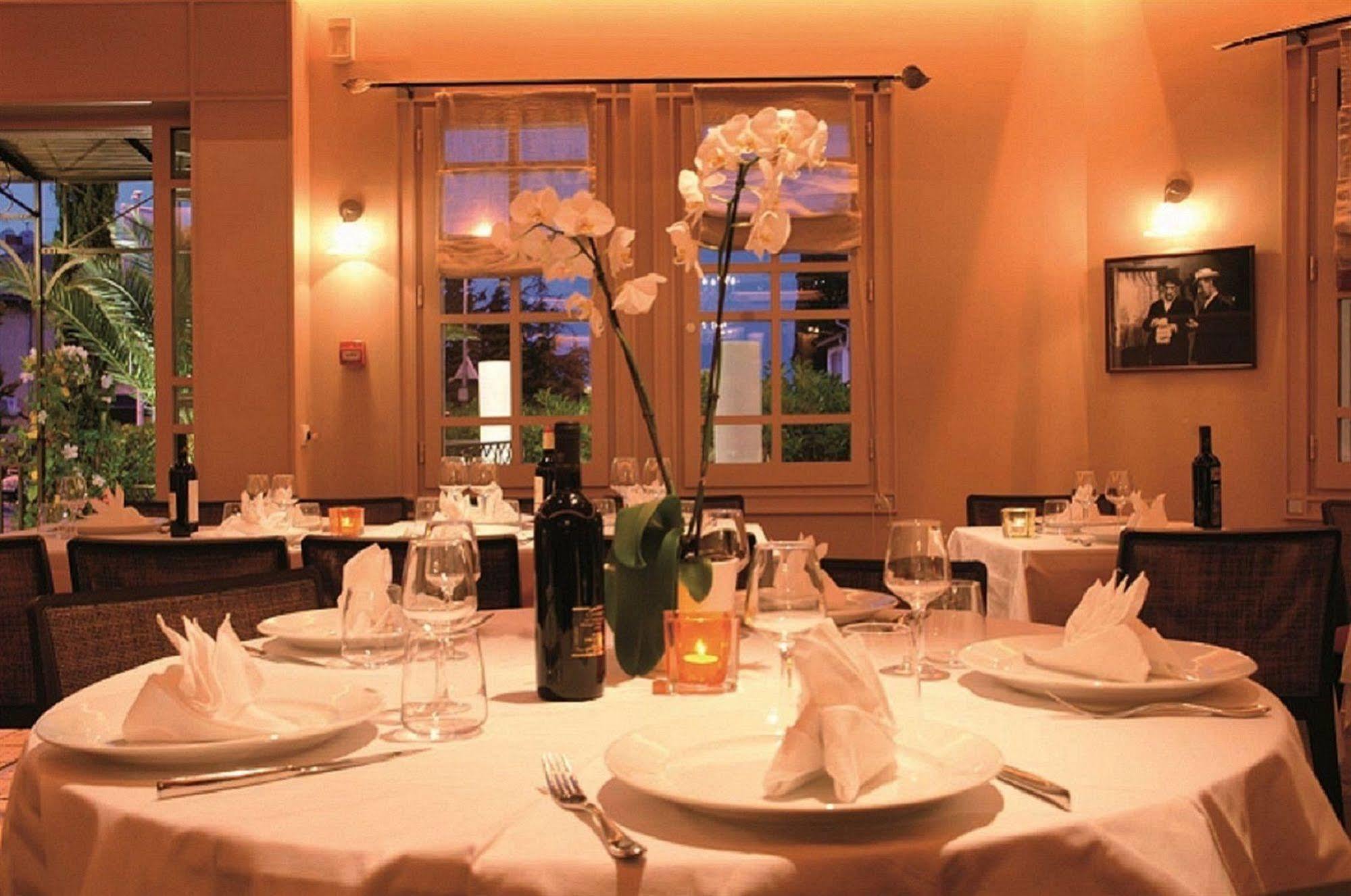Hotel La Rotonde La Croix-Valmer Restaurant foto